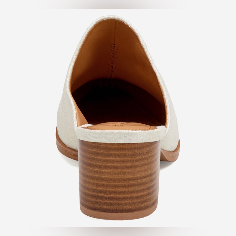 Mules - Picture 2 of 12